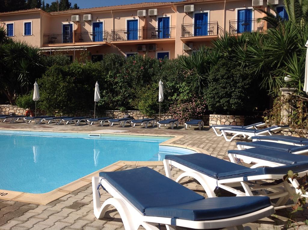 Hotel Nostos Frikes Экстерьер фото