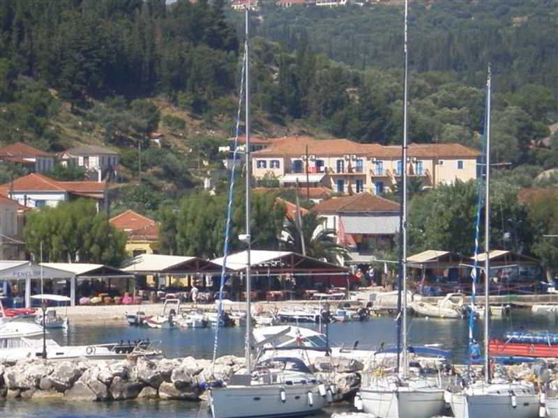 Hotel Nostos Frikes Экстерьер фото