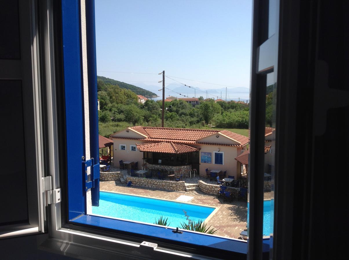 Hotel Nostos Frikes Экстерьер фото