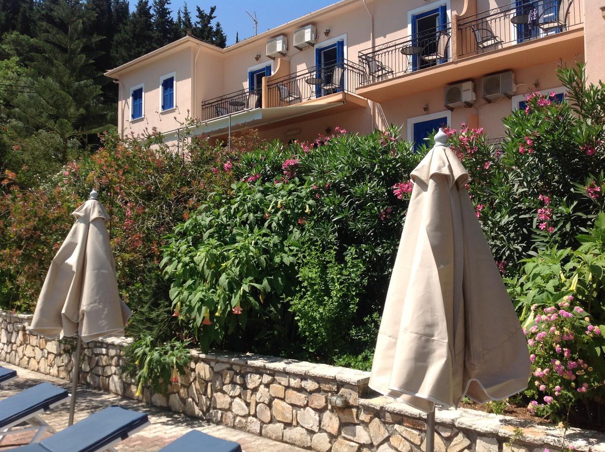 Hotel Nostos Frikes Экстерьер фото