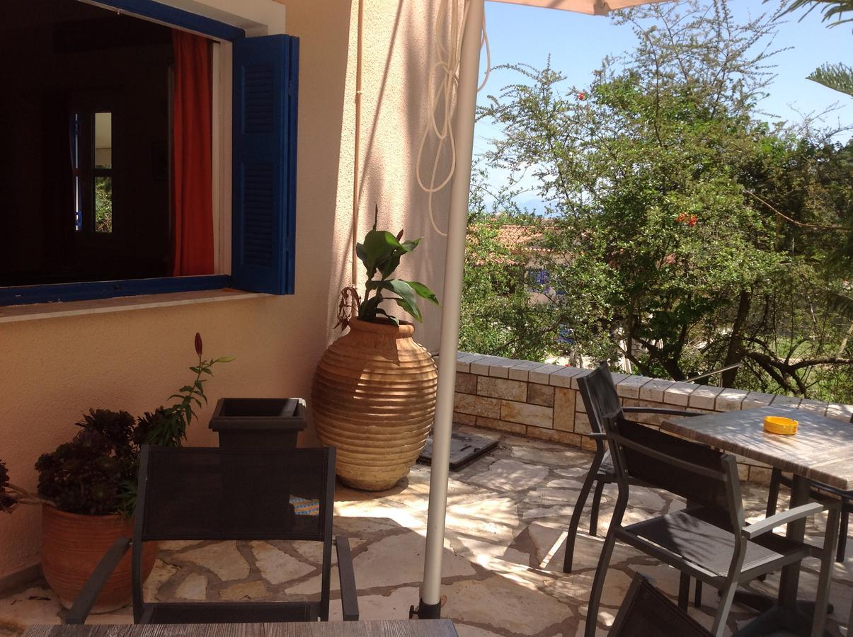 Hotel Nostos Frikes Экстерьер фото